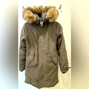 Aritzia TNA Summit Parka Olive Green